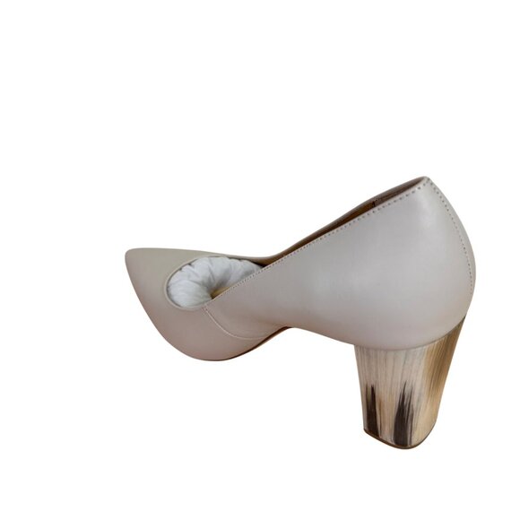 Donald J Pliner Size 9.5 Classic  Ivory Pointed Toe High Heel Pump Shoes - Picture 9 of 14